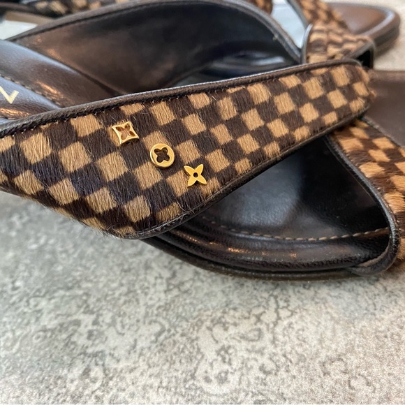 LOUIS VUITTON authentic 
Ponyhair Plaid Print heeled Slides preown - Picture 4 of 8